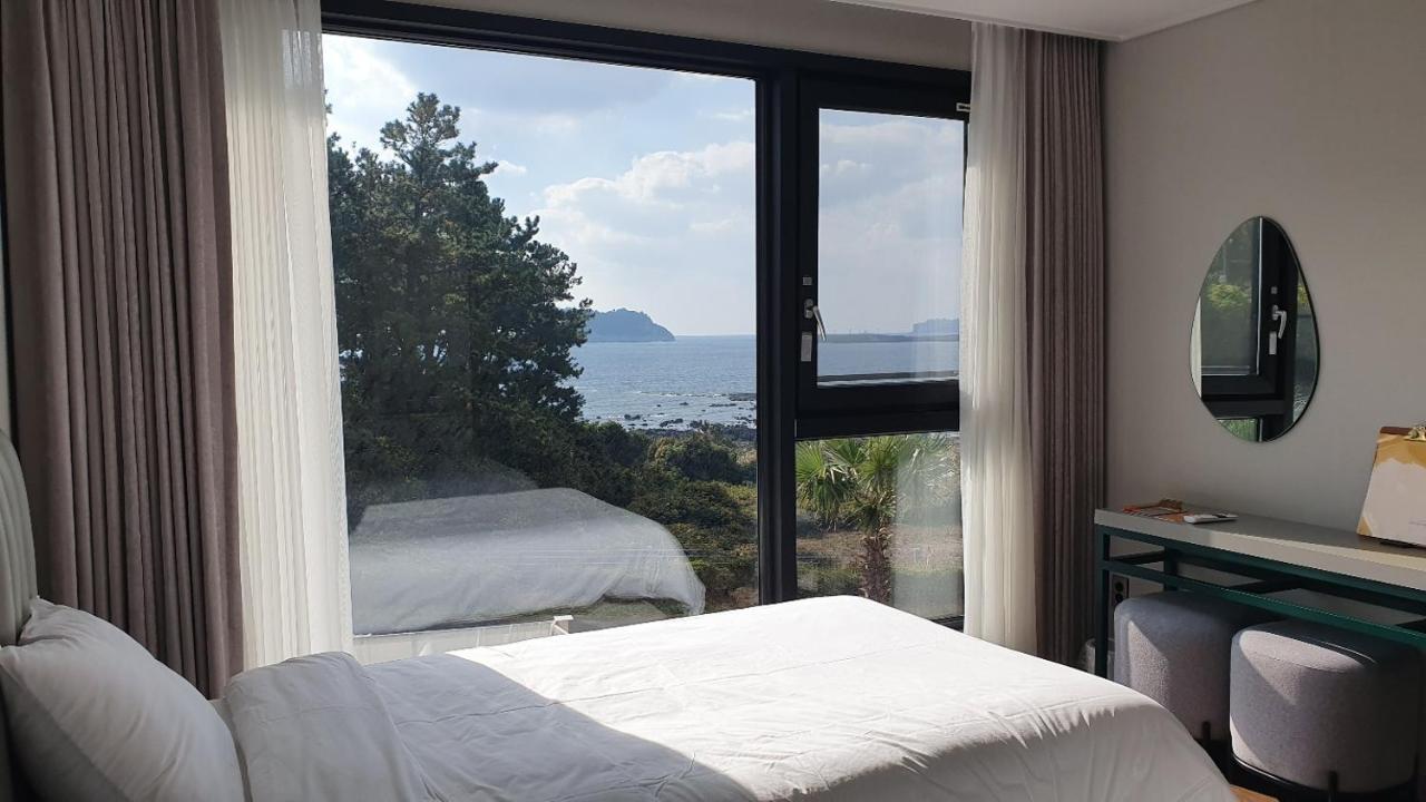 Hotel Seogwipean Seogwipo Bagian luar foto