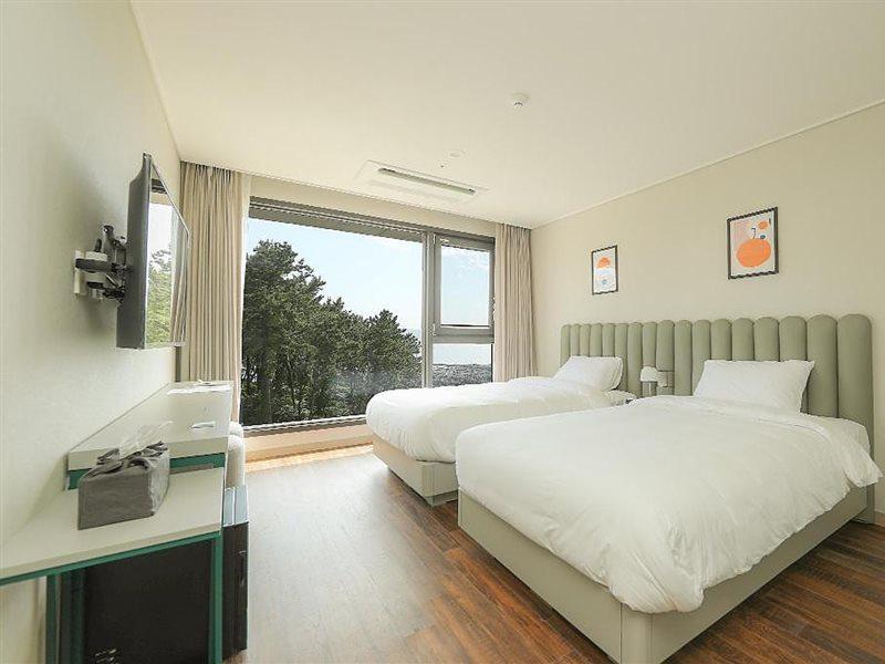 Hotel Seogwipean Seogwipo Bagian luar foto