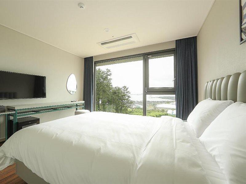 Hotel Seogwipean Seogwipo Bagian luar foto