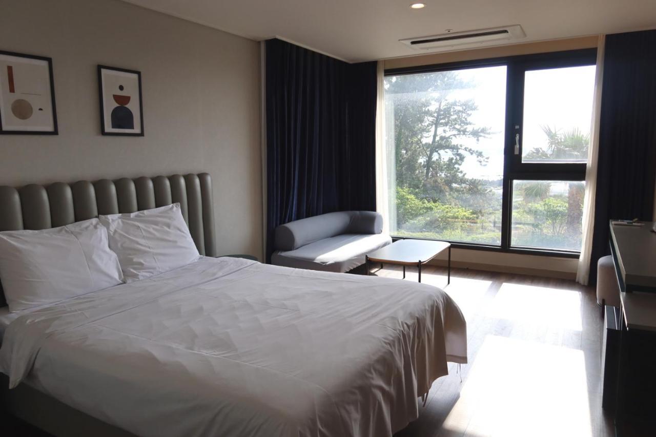 Hotel Seogwipean Seogwipo Bagian luar foto