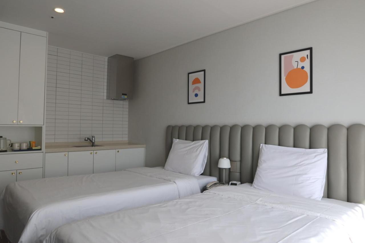 Hotel Seogwipean Seogwipo Bagian luar foto