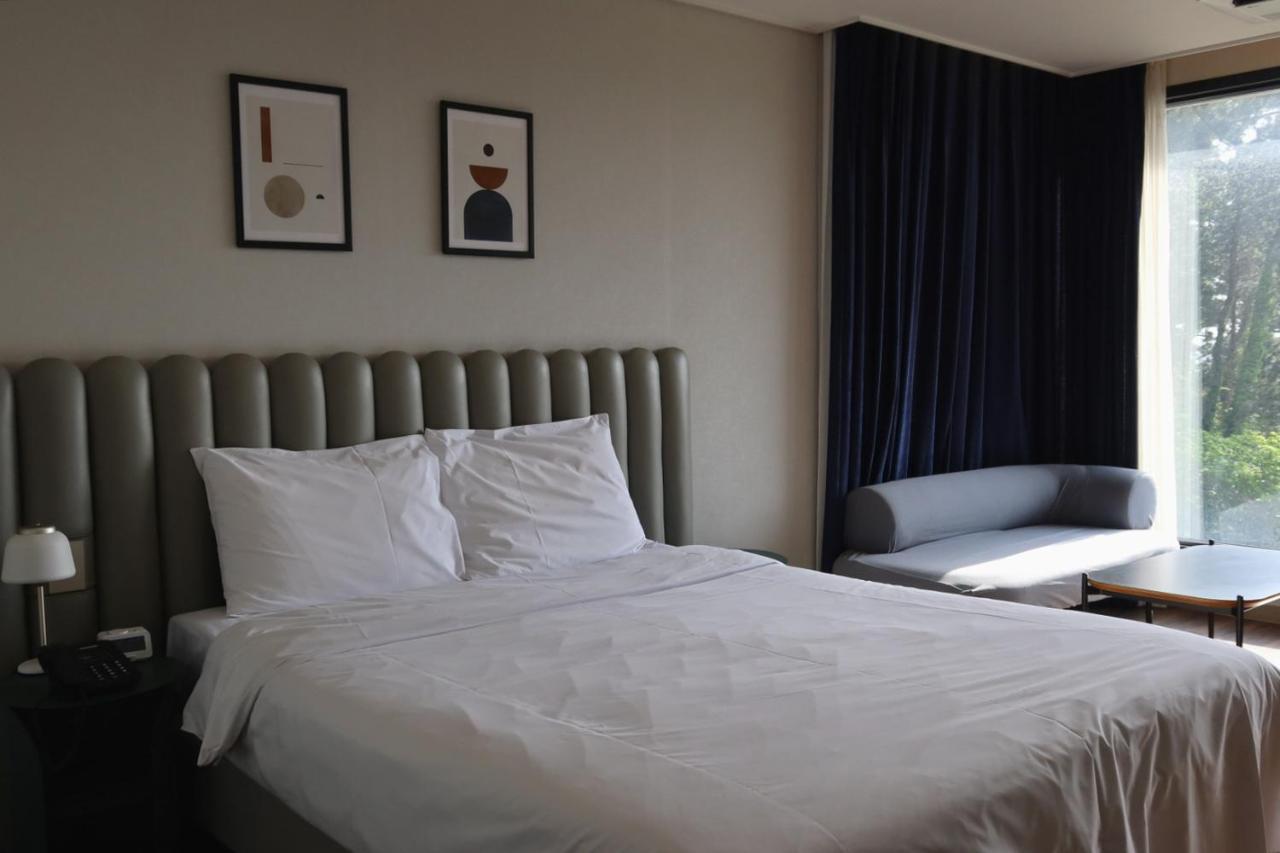 Hotel Seogwipean Seogwipo Bagian luar foto