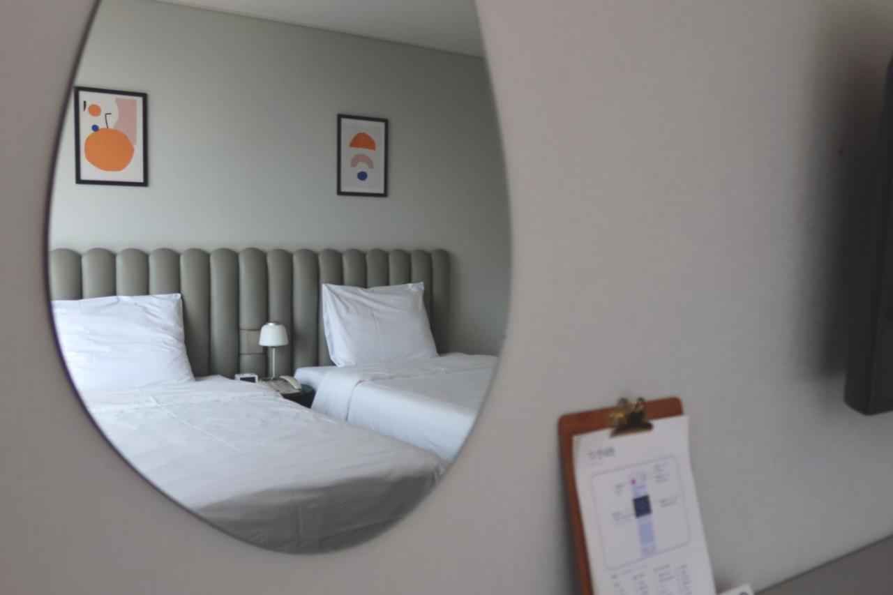 Hotel Seogwipean Seogwipo Bagian luar foto