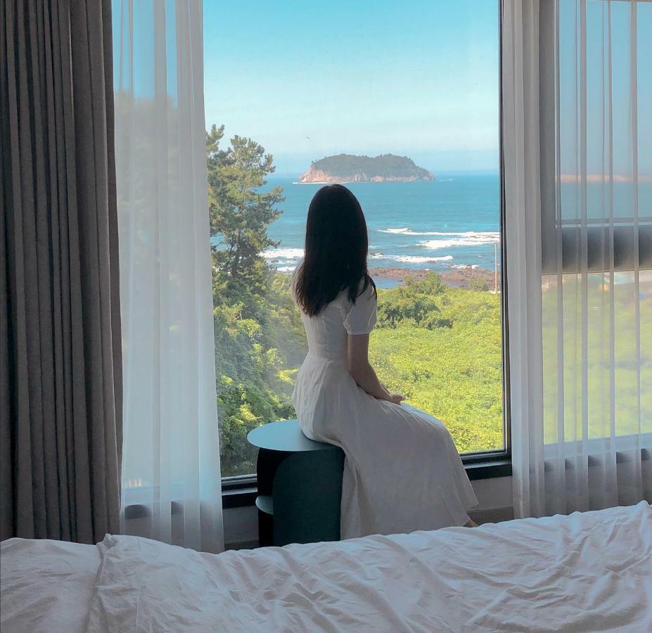 Hotel Seogwipean Seogwipo Bagian luar foto